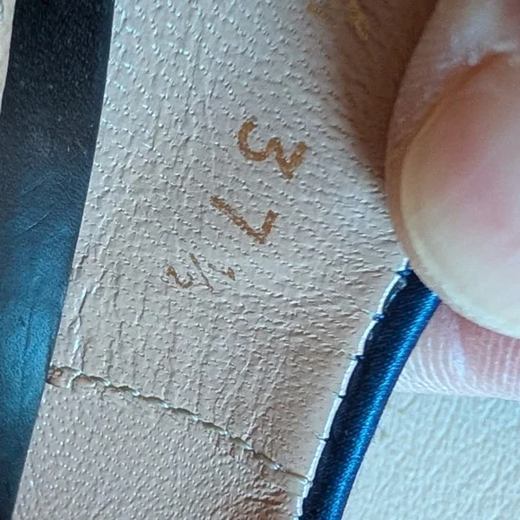 Gianvito Rossi TUXEDO Black Leather And Blue Satin Pointed Toe Pumps Size 37.5 - Picture 8 of 13